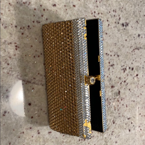 $25 - Picture 2 of 3